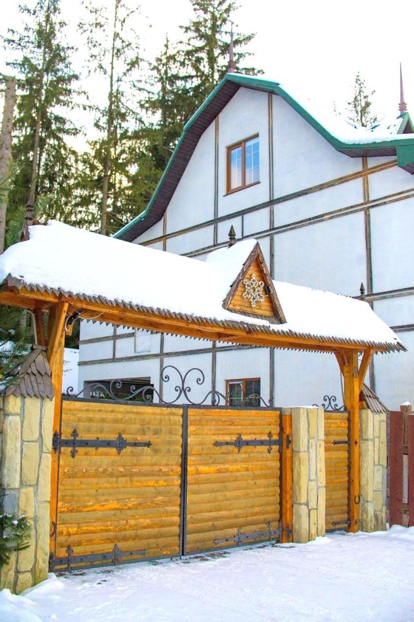 Hotel Galushko Mykulychyn Exterior photo